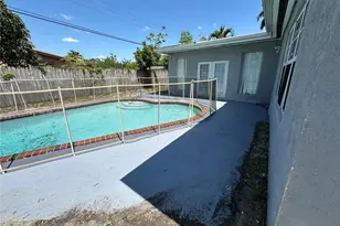 651 SW 30th Ave, Fort Lauderdale, FL 33312 - Photo 11