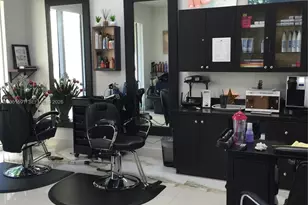 5085 NW 7th St, Miami, FL 33126 - Photo 13