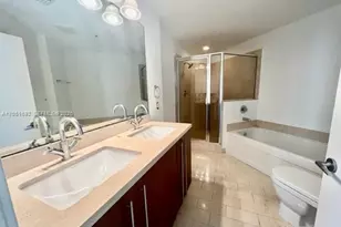 1111 SW 1st Ave, Miami, FL 33130 - Photo 5