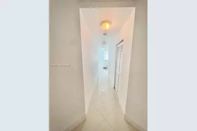 1111 SW 1st Ave #1219, Miami, FL 33130 - Photo 3