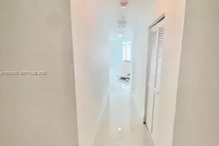 1111 SW 1st Ave, Miami, FL 33130 - Photo 3