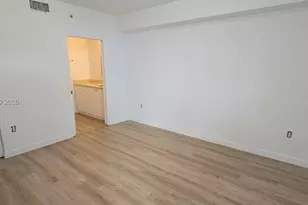 120 SW 8th Ave, Miami, FL 33130 - Photo 5