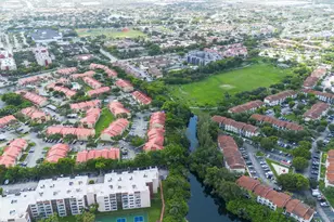 6950 Miami Gardens Dr, Hialeah, FL 33015 - Photo 31