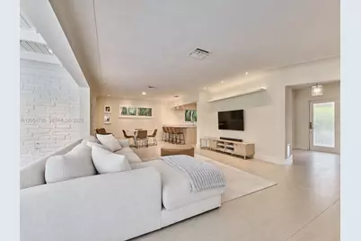 600 NE 52nd Ter, Miami, FL 33137 - Photo 7