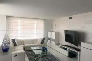 50 Biscayne Blvd, Miami, FL 33132 - Photo 13
