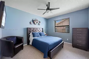 5521 Hawkes Bluff Ave, Davie, FL 33331 - Photo 17