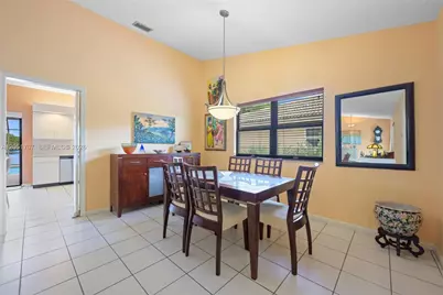 5521 Hawkes Bluff Ave, Davie, FL 33331 - Photo 7