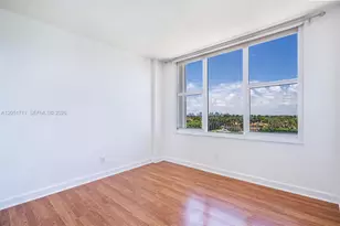 5600 Collins Ave, Miami Beach, FL 33140 - Photo 19