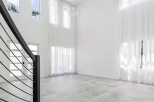 8900 NW 161st Terrace, Miami Lakes, FL 33018 - Photo 7