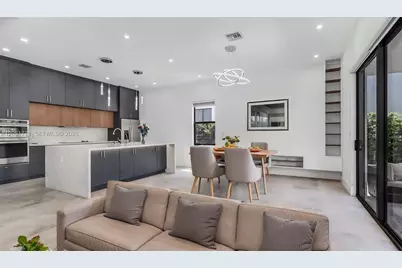 8900 NW 161st Ter #N/A, Miami Lakes, FL 33018 - Photo 23