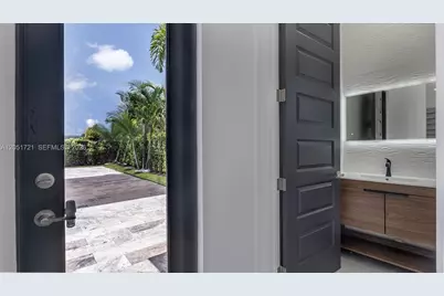 8900 NW 161st Ter #N/A, Miami Lakes, FL 33018 - Photo 51