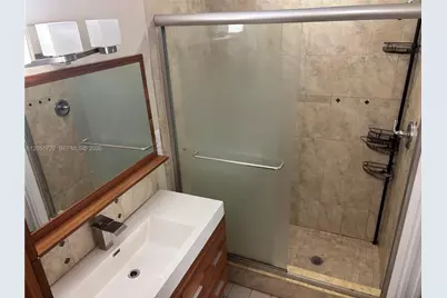 10521 Mahogany Key Cir #204, Miami, FL 33196 - Photo 3