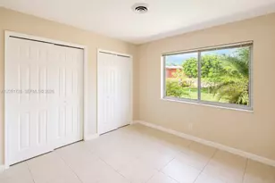 700 NE 25th St, Pompano Beach, FL 33064 - Photo 11