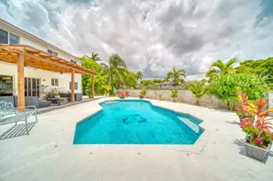 8611 SW 207th Terrace, Cutler Bay, FL 33189 - Photo 13
