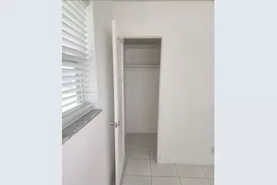 2710 NW 52nd Pl, Tamarac, FL 33309 - Photo 23