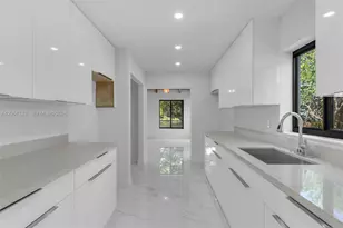 12846 SW 49th Terrace, Miami, FL 33175 - Photo 9