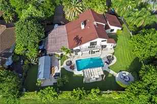9720 E Calusa Club Dr, Miami, FL 33186 - Photo 3