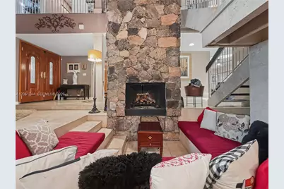 9720 E Calusa Club Dr, Miami, FL 33186 - Photo 11