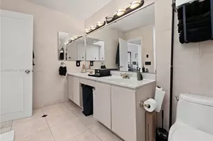 9720 E Calusa Club Dr, Miami, FL 33186 - Photo 19