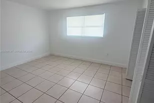 1990 NW 183rd St, Miami Gardens, FL 33056 - Photo 7