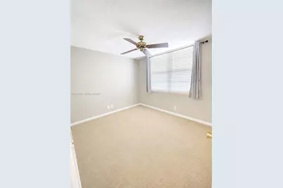 250 Jacaranda Dr #302, Plantation, FL 33324 - Photo 13