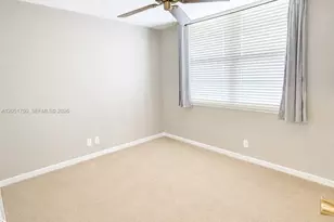 250 Jacaranda Dr, Plantation, FL 33324 - Photo 13