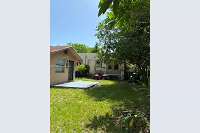 1133 NW 79th Ter, Miami, FL 33150 - Photo 11