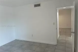 10801 SW 109th Ct, Miami, FL 33176 - Photo 23