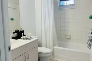 185 SE 14th Terrace, Miami, FL 33131 - Photo 11