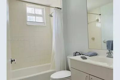 185 SE 14th Ter #1810, Miami, FL 33131 - Photo 15