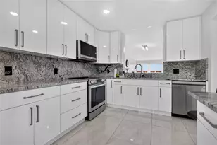 1501 SW 134th Way, Pembroke Pines, FL 33027 - Photo 7