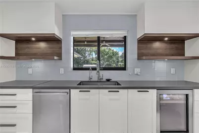 2700 SW 116th Ave, Davie, FL 33330 - Photo 15