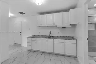 9710 SW 159th St, Miami, FL 33157 - Photo 13