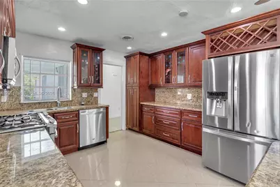 9710 SW 159th St, Miami, FL 33157 - Photo 11