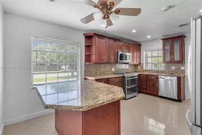 9710 SW 159th St, Miami, FL 33157 - Photo 9