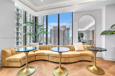 121 NE 5th St #304, Miami, FL 33132 - Photo 37