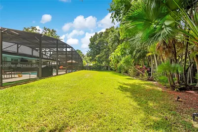8265 SW 176th Ter, Palmetto Bay, FL 33157 - Photo 37