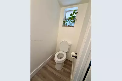 17000 NW 67th Ave #130, Hialeah, FL 33015 - Photo 9