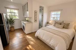 439 15th St, Miami Beach, FL 33139 - Photo 1