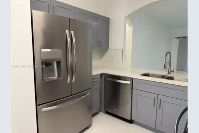 5670 NW 116th Ave #104, Doral, FL 33178 - Photo 3