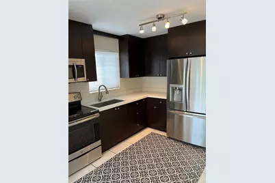 901 NW 22nd Ct #0, Miami, FL 33125 - Photo 3