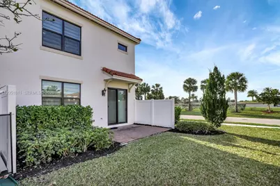 9517 Glider Way, Boca Raton, FL 33428 - Photo 5