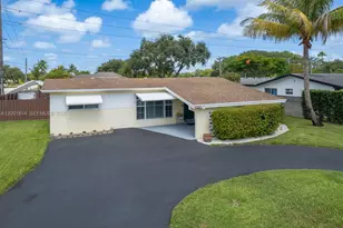 1700 N Park Rd, Hollywood, FL 33021 - Photo 1