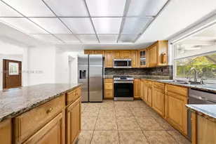 8744 SW 176th Terrace, Palmetto Bay, FL 33157 - Photo 11