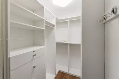 950 Brickell Bay Dr #1905, Miami, FL 33131 - Photo 39