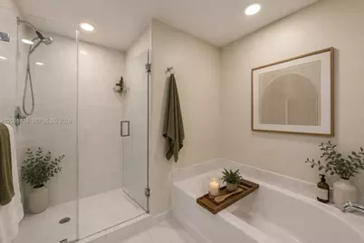 950 Brickell Bay Dr #1905, Miami, FL 33131 - Photo 23