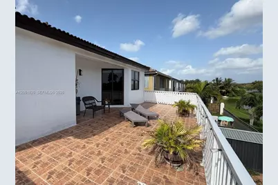 15350 SW 11 St, Miami, FL 33178 - Photo 17