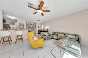 16138 Emerald Cove Rd, Weston, FL 33331 - Photo 9