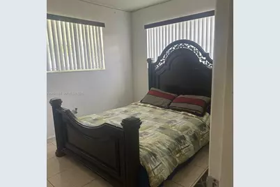 930 NW 180th Ter, Miami Gardens, FL 33169 - Photo 17