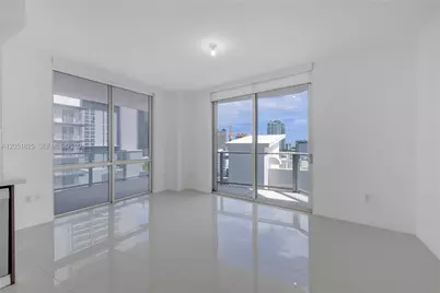 1010 SW 2nd Ave #1003, Miami, FL 33130 - Photo 7